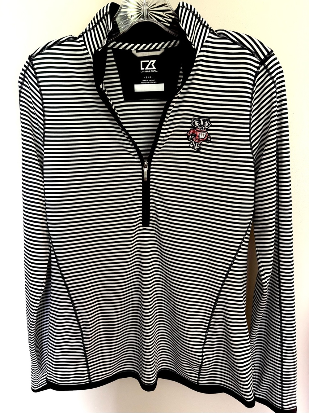 Cutter & Buck UW Badgers 1/2 Zip Black & White Stripe Pullover S